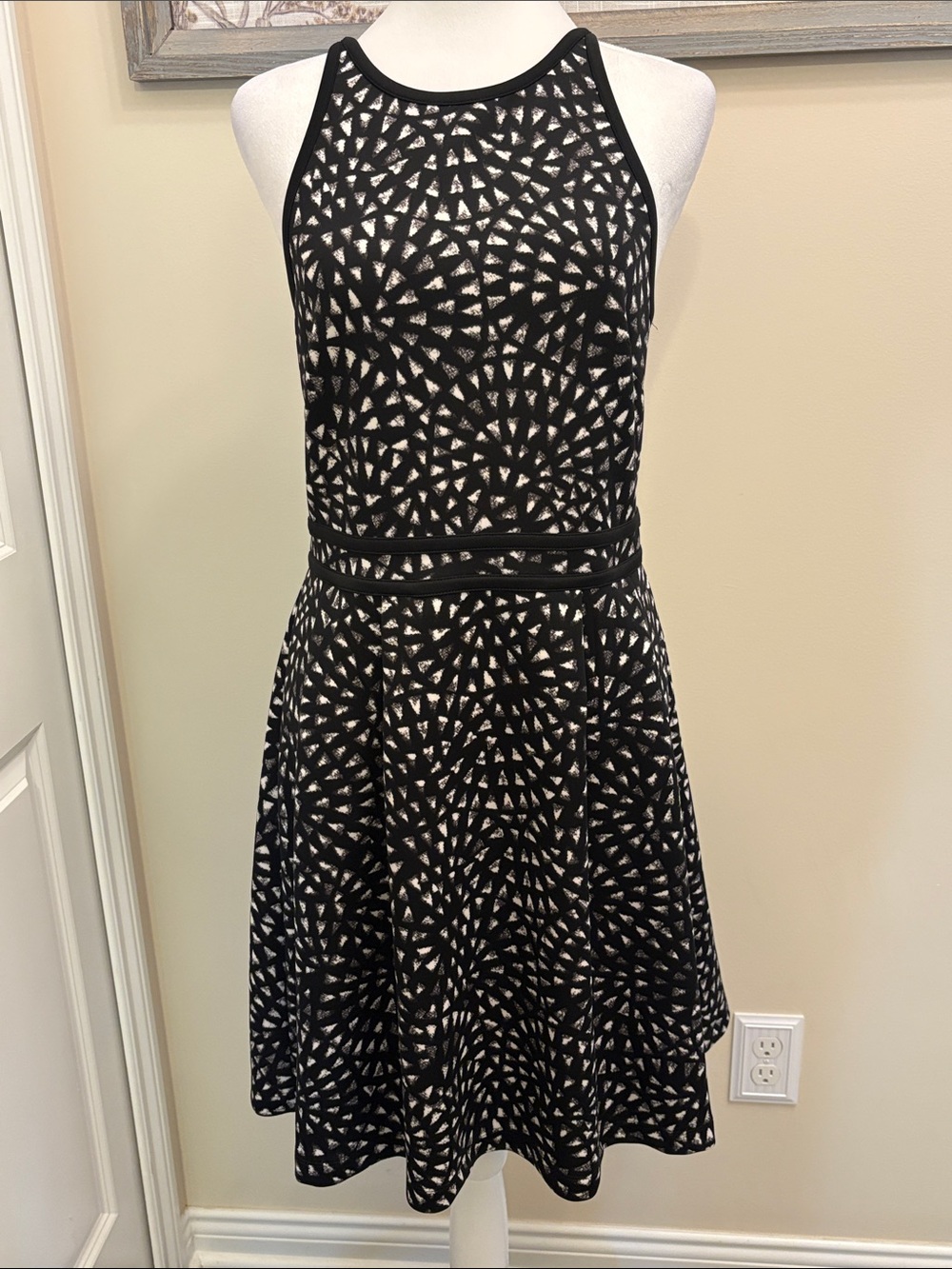 Mossimo Supply Co. Sleeveless Fit-and-Flare Dress Black & White Medium